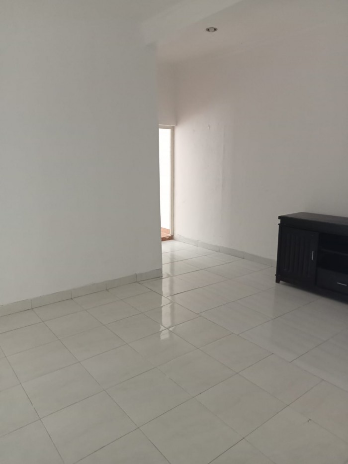 Rumah Disewakan Semi Furnished di Cluster Pasadena Deltamas Cikarang